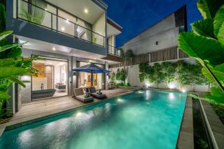 Tropical Escape in Berawa - Brand New 4BR Villa with Lush Garden and Pool - Dalung - 8