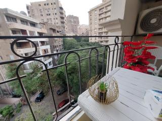 Luxury apartment for only families at almuhandisin - Kairo - 0