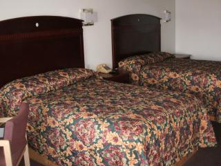 Camlot Inn Motel - Big Spring - 2