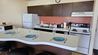 Waikiki Banyan 'Ocean Escape' - 6