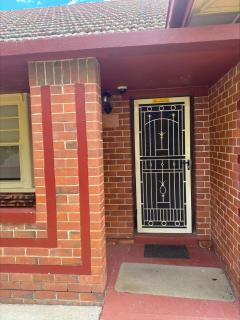 Classic Albury Charm - 1