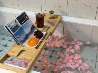 Blue, Songdo - Jung-gu - 0
