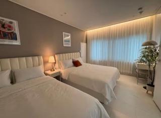 Blue, Songdo - 1