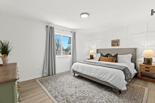 Charming 1BR Upper-Flat Unit in Royal Oak - Royal Oak - 5