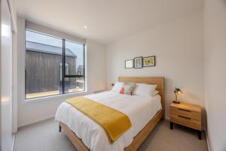 Luxurious Townhouse Just Minutes From Lake Wanaka - Wanaka - 7