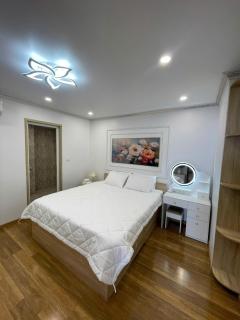 Aeloria Solis Homestay Sea View Apartment Ha Long - Ha Long - 4