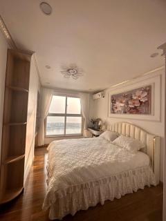 Aeloria Solis Homestay Sea View Apartment Ha Long - Ha Long - 3
