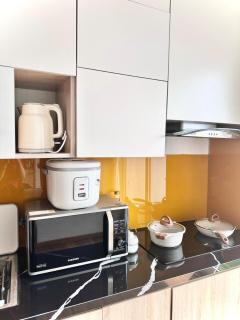 Aeloria Solis Homestay Sea View Apartment Ha Long - Ha Long - 1