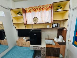 Cozy Solo Unit with Aircon , Wifi, Free Parking at Sonia's Island Stay - Virac - 6