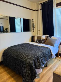Private cozy studio, peek a boo ocean view for 2 - Long Beach - 7