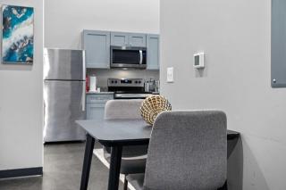 CozySuites Modern 1BR in Downtown Pitts #6 - Pittsburgh - 1