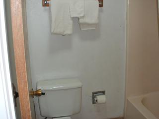 Camlot Inn Motel - Big Spring - 1