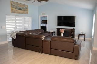 Sunrise Cape - Cape Coral - 9