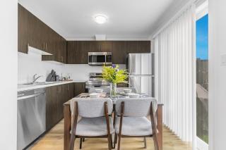 2 BR at 17 Mins Walk to Falls,Patio,BBQ and Outdoor Space - Niagara Falls - 5