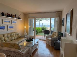 VILLAS COSETTE Apartamento Tamarius / Espectacular frente al mar, a solo 10m de la playa con aire acondicionado - ES-209-93 - Playa de Aro - 0