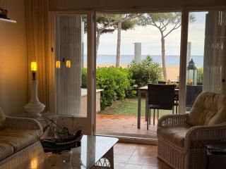 Apartamento de 3 Habitaciones Frente al Mar en Platja d'Aro - ES-209-93 - 3