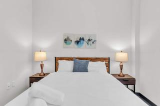 CozySuites Modern 1BR in Downtown Pitts #22 - Pittsburgh - 0