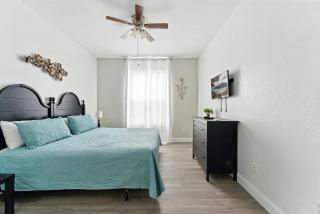 3BR Resort Condo Pool Balcony Near Disney - 7