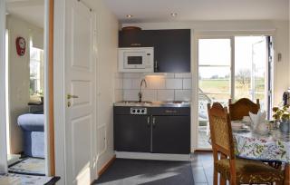 1 Bedroom Cozy Apartment In Brantevik - Brantevik - 9