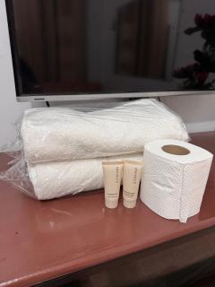 Comfy 2Single Beds Unit, with Wifi, Free Parking at Sonia's Island Stay - Virac - 4