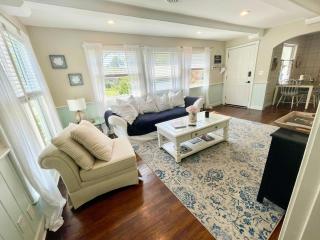 Cozy sanctuary minutes from the bay and beaches - Tampa - 7