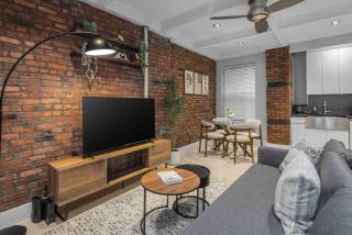 Bold NYC Stay in Fashionable Nolita - New York - 9