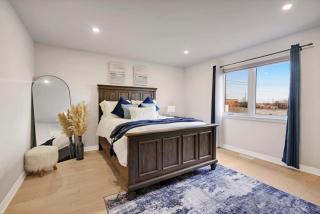 4BR Family Escape with BBQ and Parking Only 4 Mins to The Falls - Niagara Falls - 5