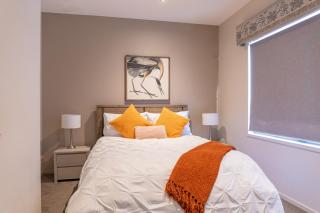 Stylish Retreat Steps from Geelong Waterfront, with Parking, Wi-Fi, AC - Geelong - 9