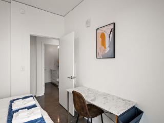 CozySuites NLG with pool bowling alley sauna #16 - Minneapolis - 4