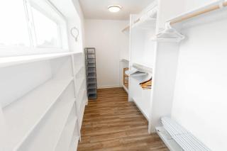 Comfy Family Home, Walkable Neighborhood + Patio! - 1