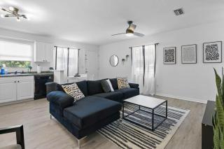 Zebra House - Close 2 all TampaBay has to offer - Tampa - 1