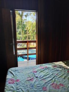 Casa na beira da cachoeira - 5