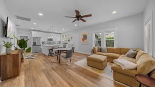 Mid-Century Modern Retreat by Coffee, Food + Shops - Tampa - 7