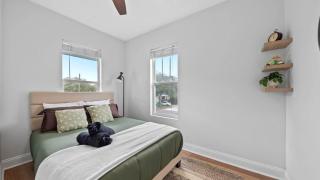 Spacious Modern Farmhouse w/ Private Patio & BBQ! - Tampa - 2