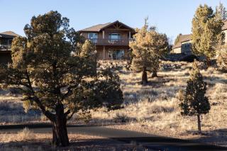 Hot-Tub - Modern 5BDR Family Retreat - Sleeps 11 - Redmond - 6