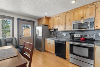 Pets OK - Perfect Couple's Retreat in Bend - Bend - 6