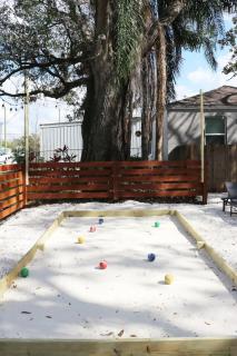 Walkable, Outdoor Oasis, BBQ, Firepit and Bocce Ball - Tampa - 7