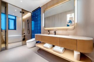 Orange Crystal High-tech Convention and Exhibition Center Hotel - Qingdao - 2