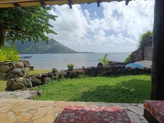 La Perle de Moorea Fare HONU PIEDS DANS L'EAU AVEC SA PLAGE POUR SEJOUR ROMANTIQUE - Orufara - 9