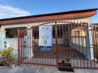 Annur Suite Homestay - Gua Sai - 0
