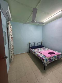 Annur Suite Homestay - Gua Sai - 2