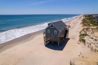 7133 Barefoot SUPER Oceanfront Amazing Views - Nags Head - 3