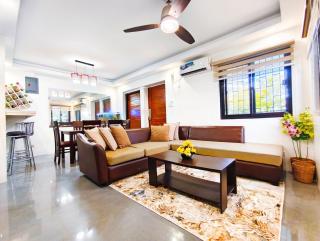 Casa Bella 3BR Home in Capas Tarlac near New Clark City - - 0
