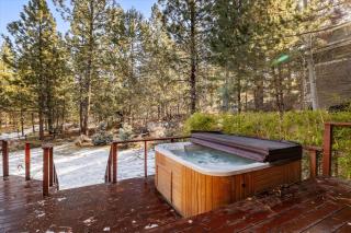 Hot-Tub - Prime Location - Spacious 4BDR - Pets OK - Bend - 8