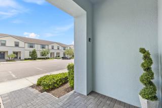 8923 Palm Breeze Getaway at Windsor Westside - Kissimmee - 3