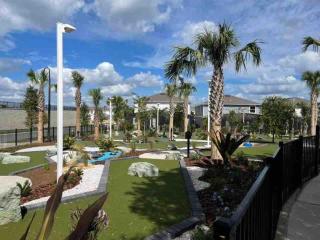 Magical Villa in Windsor Island - 8