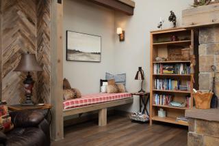 Three Pine Cabin - Charming Family Stay Hot Tub - Bend - 3