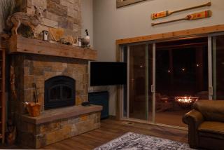 Three Pine Cabin - Charming Family Stay Hot Tub - Bend - 1