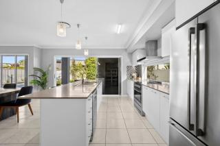 Sunset House at Pelican Waters - Pelican Waters - 7