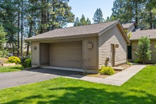 Ideal for Solo or Couples - Ski Trip Haven - 1Bed - Bend - 6